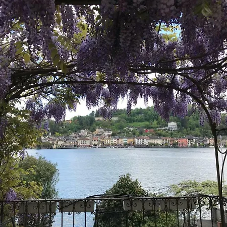 ヴィラ La Casa Dell'isola オルタ・サン・ジューリオ