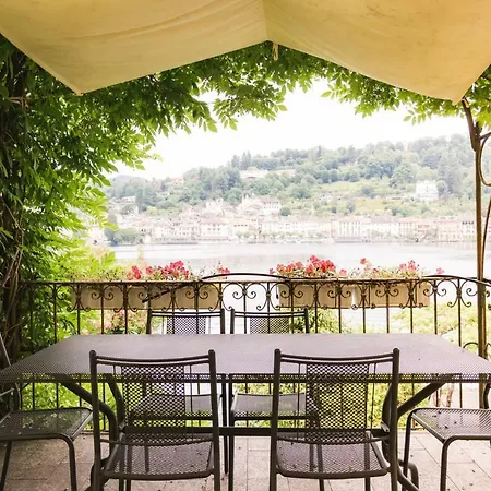 La Casa Dell'isola * オルタ・サン・ジューリオ